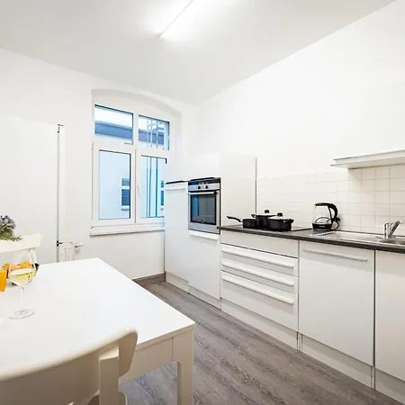 דירה Grosszuegiges Perfekt Fuer Familien Und Geschaeftsreisende